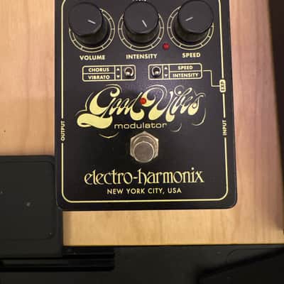 Electro-Harmonix Good Vibes Analog Modulator Pedal | Reverb