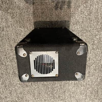 Yorkville MM4D 4-Channel Powered Mixer w/ Effects, 150W image 4