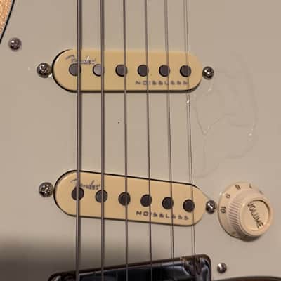Fender Fender American Ultra Stratocaster – Mocha Burst (Maple Fingerboard) 2020’s - Mocha image 6