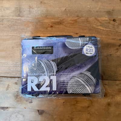 Samson R21 Cardioid Dynamic Vocal/Presentation Microphone (3 Pack) 2010s - Black image 12