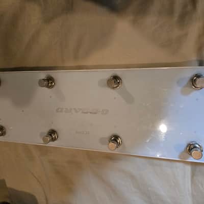 Icon G-Board - White image 1