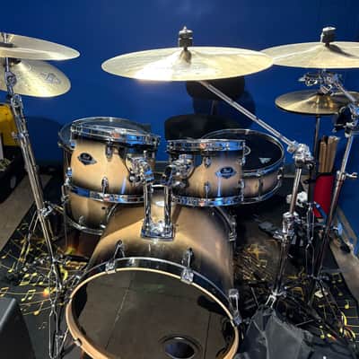 Pearl EXX725/C31 Export EXX 10 / 12 / 18 / 22 / 14x5.5" 5pc Drum Set with Hardware 2013 - 2020 - Jet Black image 3