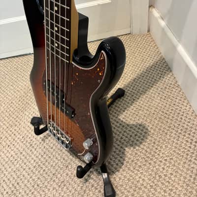 Fender American Precision V 5-string bass 2013 - 3-tone sunburst image 4