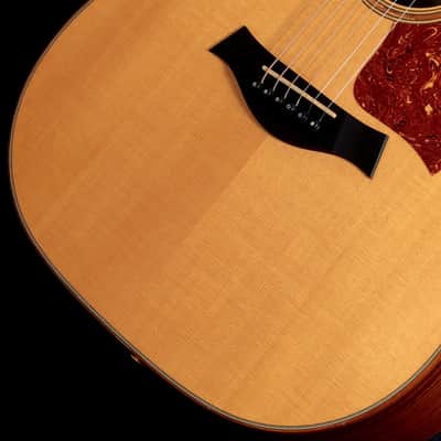 Taylor 710ce (2002 Made in the USA) Taylor Electro-Acoustic Acoustic Guitar [20020514120] (07/06) image 7