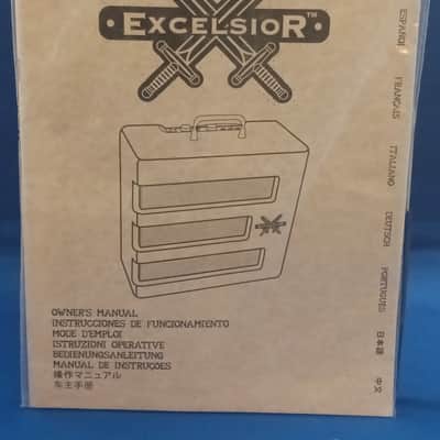 Fender Excelsior Pro Pawn Shop Series 13-Watt 1x15" Guitar Combo 2013 - 2014 - Sonic Blue image 7
