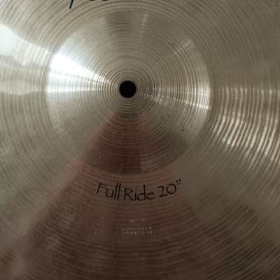 Paiste 20" Signature Full Ride Cymbal image 4