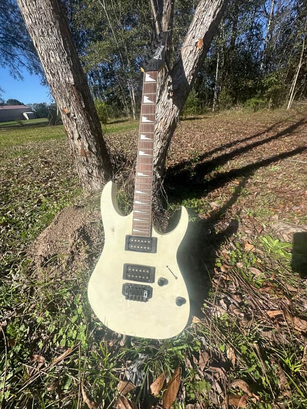 Ibanez GRG120BDX-WH Gio 2012 - 2016 - White image 1