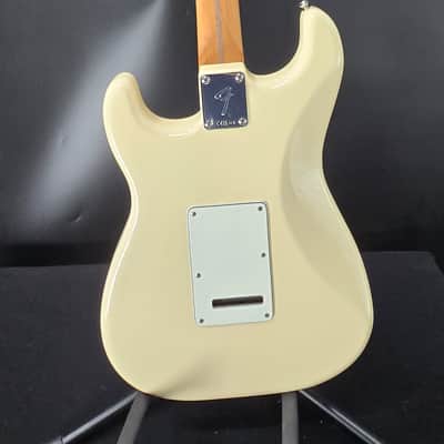 Fender 0141512505 Limited Edition Player II Stratocaster, Electric Guitar, RM, Olympic White image 7