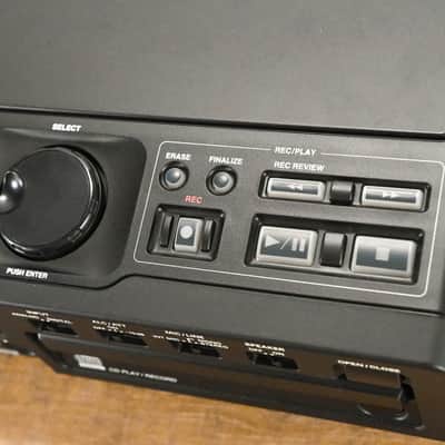 Superscope PSD330 Compact CD Player/Recorder with CA300 Carrying Case CG01XHJ image 6