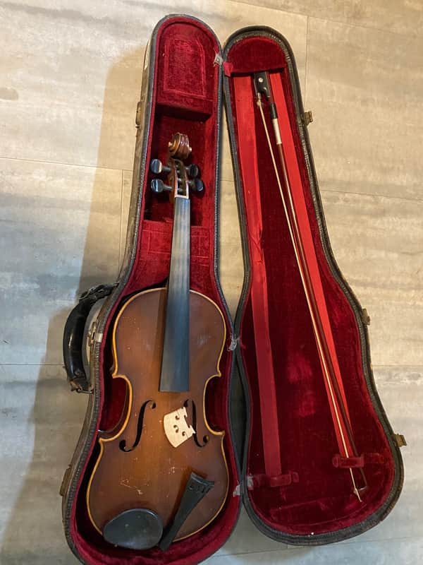 Antonius Stradivarius copy made in Czechoslovakia in early 1900s image 1