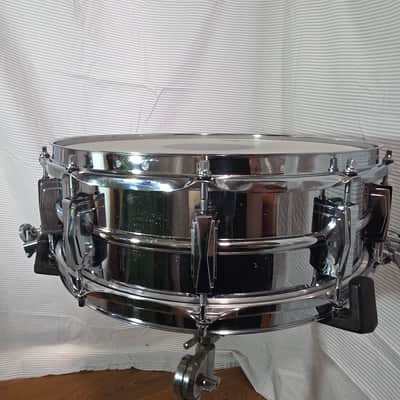 Ludwig No. 410 Super-Sensitive 5x14" 10-Lug Aluminum Snare Drum with Pointed Blue/Olive Badge 1969 - 1979 - Chrome-Plated image 9