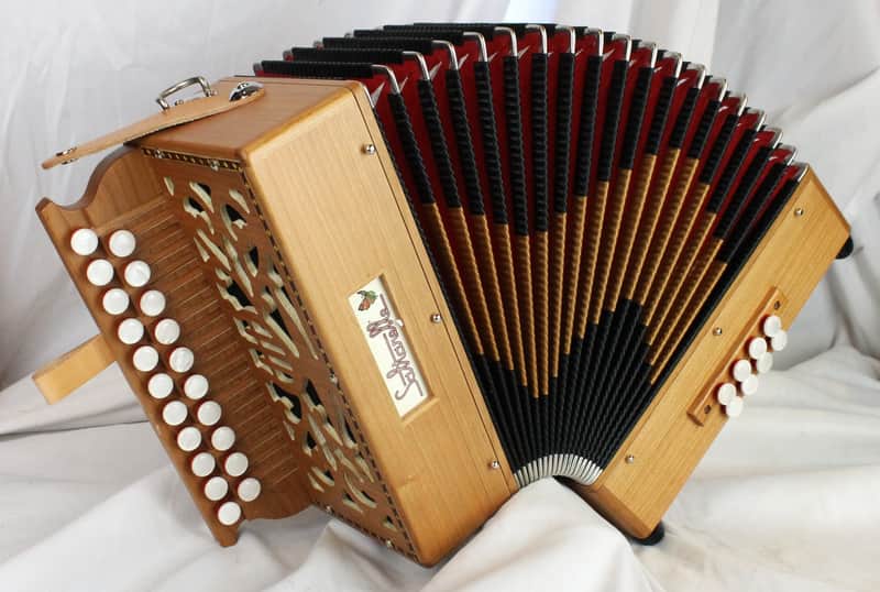 NEW Cherry Saltarelle Bouebe Diatonic Button Accordion GC MM 21 8 image 1