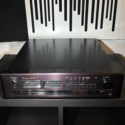 Accuphase T-106 FM AM Stereo Tuner image 3