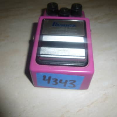 Ibanez AD9 Analog Delay Reissue 2004 - 2013 - Hot Pink image 5