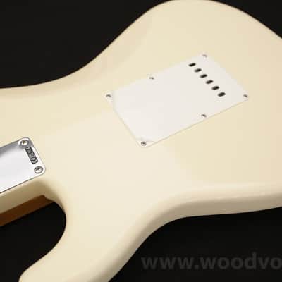 Fender Vintera II '60s Stratocaster with Rosewood Fretboard 2023 - 2026 - Olympic White image 6