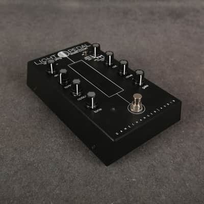Gamechanger Audio Light Pedal - 2nd Hand image 2