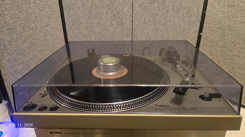 Technics SL-1600 1980 - Silver image 1