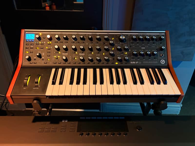 Moog Sub 37 - Black image 1