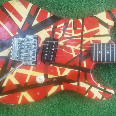 Kramer Vintage 80s EVH Baretta Model Floyd Rose 22 Frets 25.5" Scale Custom Paint 1980s Non Factory But Very Accurate Semi Pro Custom EVH Graphics image 6