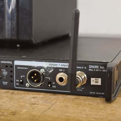 Shure UR4D Dual Wireless Receiver L3 Band w/ UR2 Handheld (church owned) CG00F2V image 8