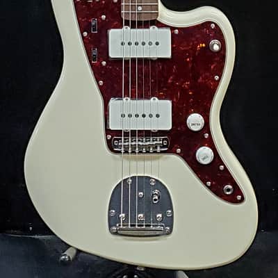 Squier Classic Vibe '60s Jazzmaster - Olympic White w/FREE Pro Set Up image 3