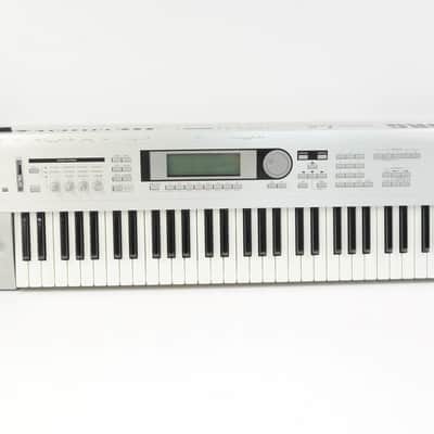 Korg Triton LE 61-Key Keyboard Workstation w/ Power Supply image 3