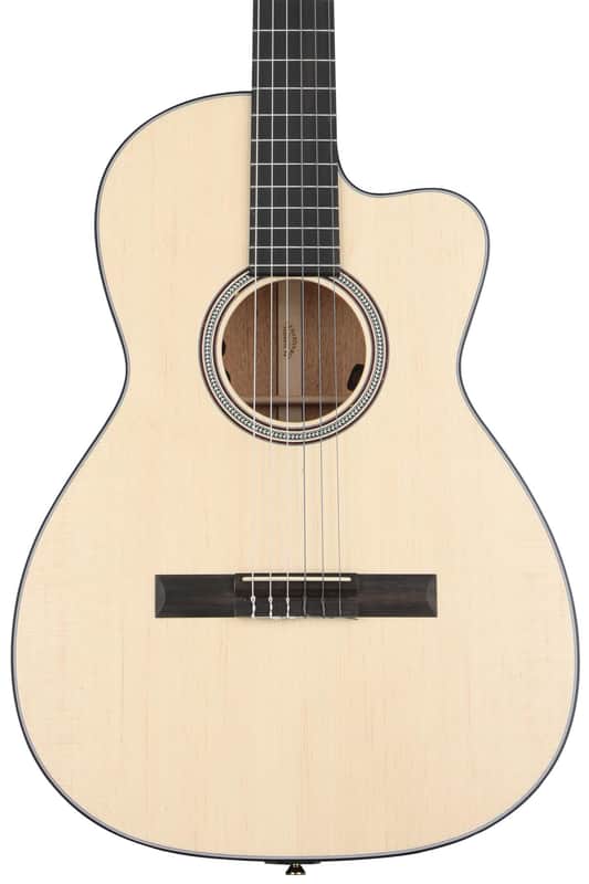 Martin 000C12-16E Acoustic-electric Nylon-string Guitar - Natural image 1