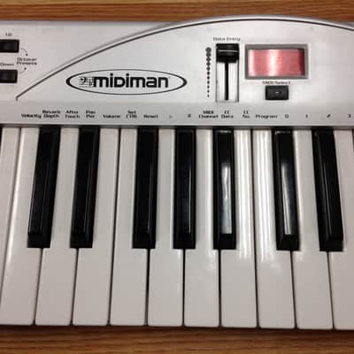 M-Audio Radium 61-Key USB Midi Controller image 6