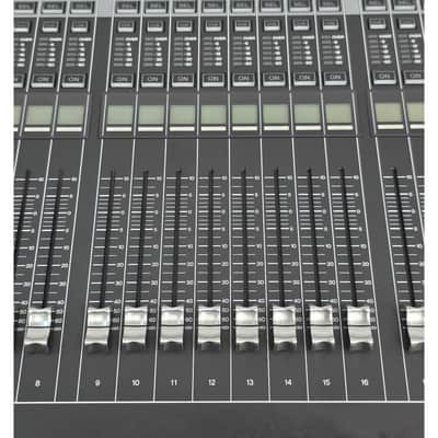 Yamaha QL5 - Mixer - Black - Excellent w/ Power Supply, Manuals, Soft Cover image 3