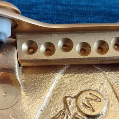 Mosrite Vibramute Vibrato Tremolo Gold image 3