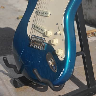 MJT 60s light Relic Stratocaster NOS 2000 with Fender Custom Shop 57/62 pickups - Lake Placid Blue image 16