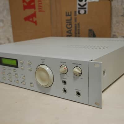 Akai • S2000 Sampler (1995) *Complete in Box* w/floppies image 5
