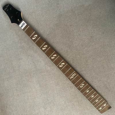 Harley Benton 4 String Electric Bass Maple Neck, 24 Frets Rosewood Fingerboard image 1