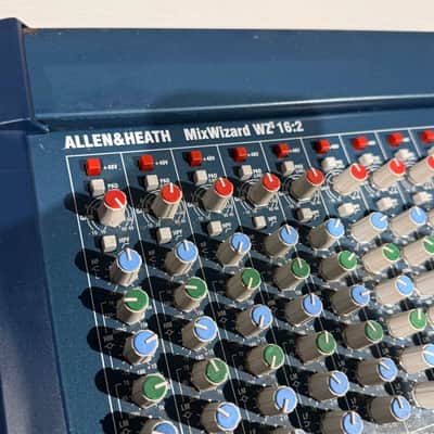 Allen & Heath Wizard 16:2 WZ3 mixer analogico 16 canali + effetti image 2