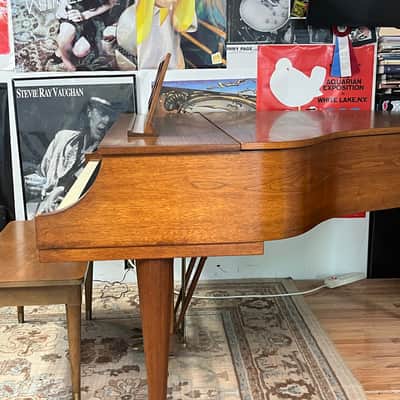 Baldwin M 1964 - Walnut image 3