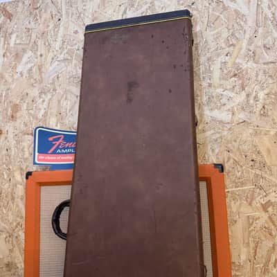 Vintage 1990s Gibson USA Made in Canada Thunderbird Bass Case Brown Pink Lining image 3
