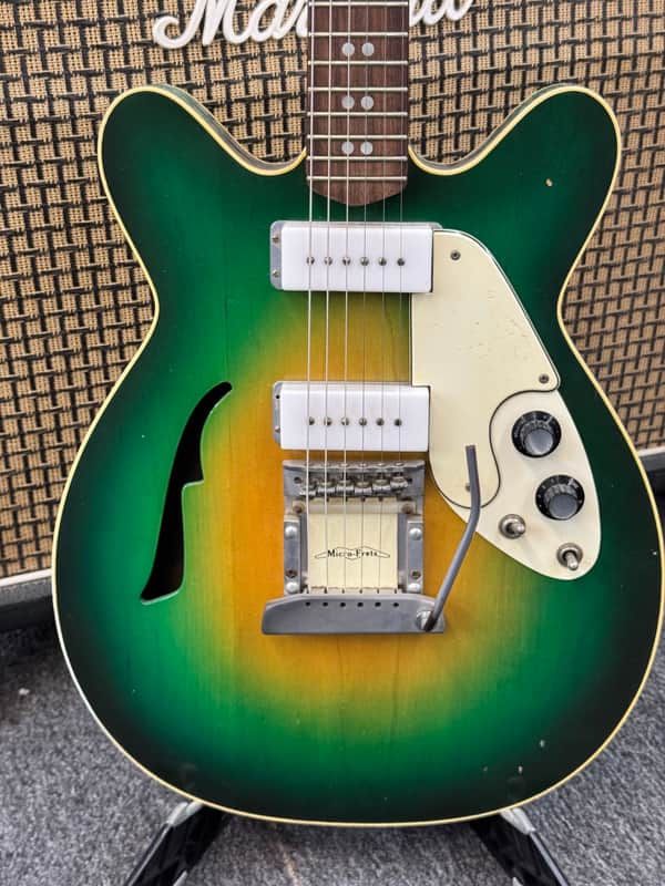 Micro-Frets Spacetone 70s - Martian Green Burst image 1