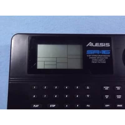 Immagine Alesis SR-16 Drum Machine (16 BIT) - 2