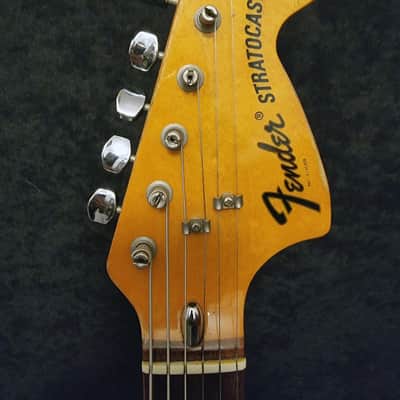 Fender Stratocaster 1974 - Candy Apple Red image 10