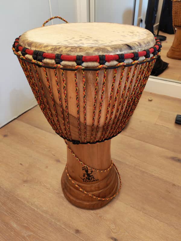 Vends Yoman Djembe avec housse Stagg image 1