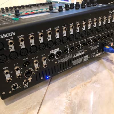 Allen & Heath QU-16 16-Channel Digital Mixer image 8