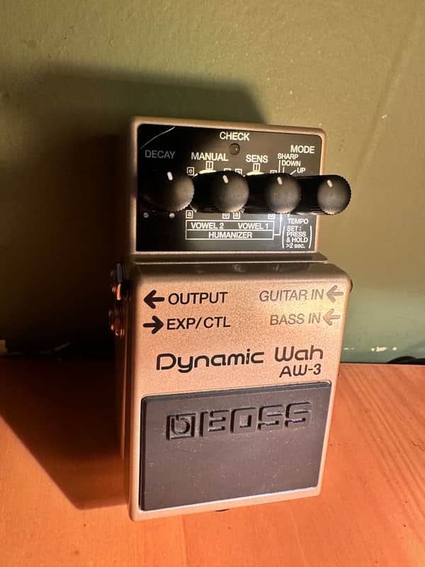 Boss AW-3 Dynamic Wah