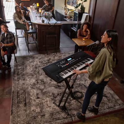 Roland E-X50 Entertainment Keyboard image 7