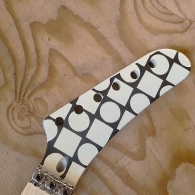Custom GeoMetric Design 22 fret Banana Shred Maple Guitar Neck Replacement, Floyd Rose Nut Stainless Steel frets diy image 4