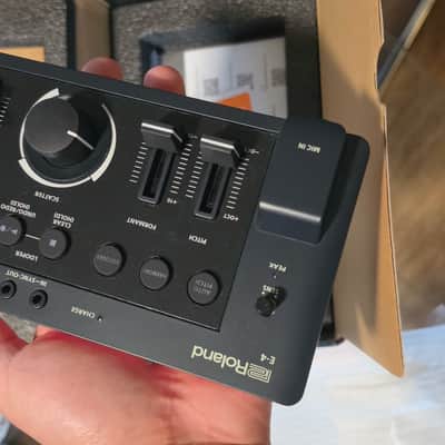 Roland E-4 AIRA Compact Voice Tweaker 2022 - Present - Black image 1