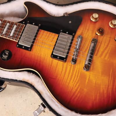 Gibson 2012 Custom Shop Joe Bonamassa Signature Les Paul VOS in Bonamassa Burst (BonaBurst) with ABR-1 Tune-o-matic Bridge (3x Steel and 3x Nylon Saddles), Burstbucker 2 & 3 Pickups, Lower Placed Gibson Headstock Logo & Chunky '50s Style Neck Profile image 14