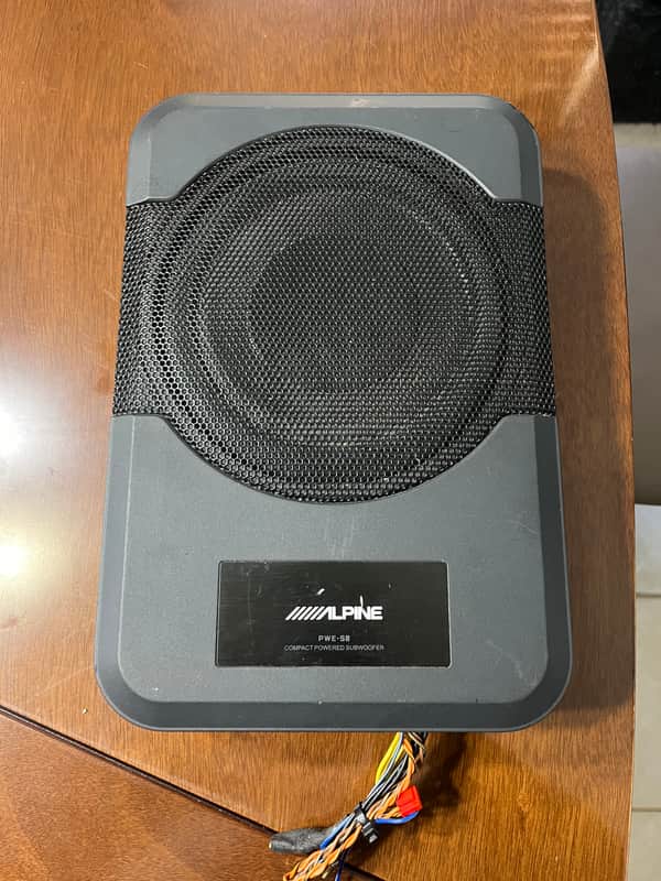 Alpine PWE-S8 2018 - Black Compact 8 Inch Car Subwoofer