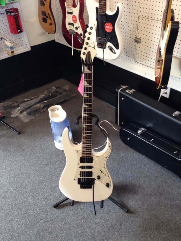 Ibanez RG350 White image 1