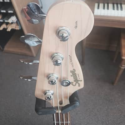 Squier Jazz bass 2019 - Slick silver image 4