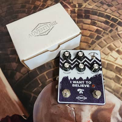 Adventure Audio Fuzz Peaks 2015 - 2017 - White / Purple Graphic image 2